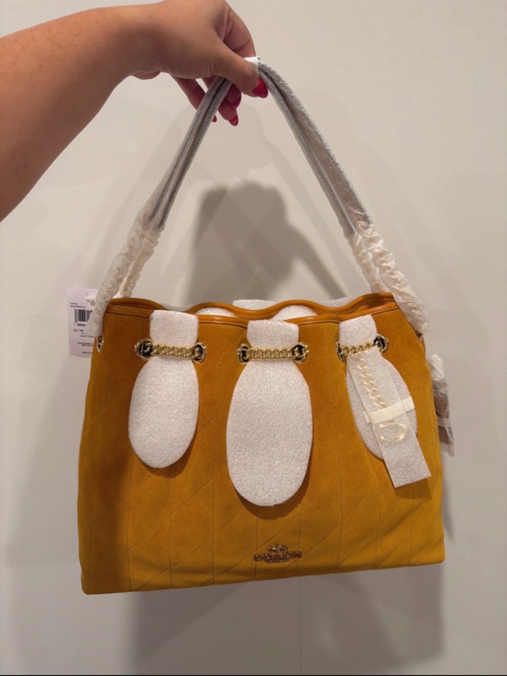 🎀COACH~Evelyn Shoulder Bag With Quilting And Charm